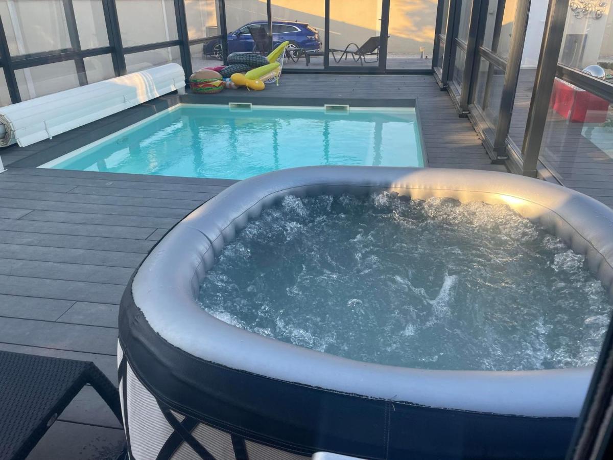 L'Aurore Suite De Charme, Clim Jacuzzi, Sauna, Piscine Chauffee Cuisine... Carpentras Kültér fotó