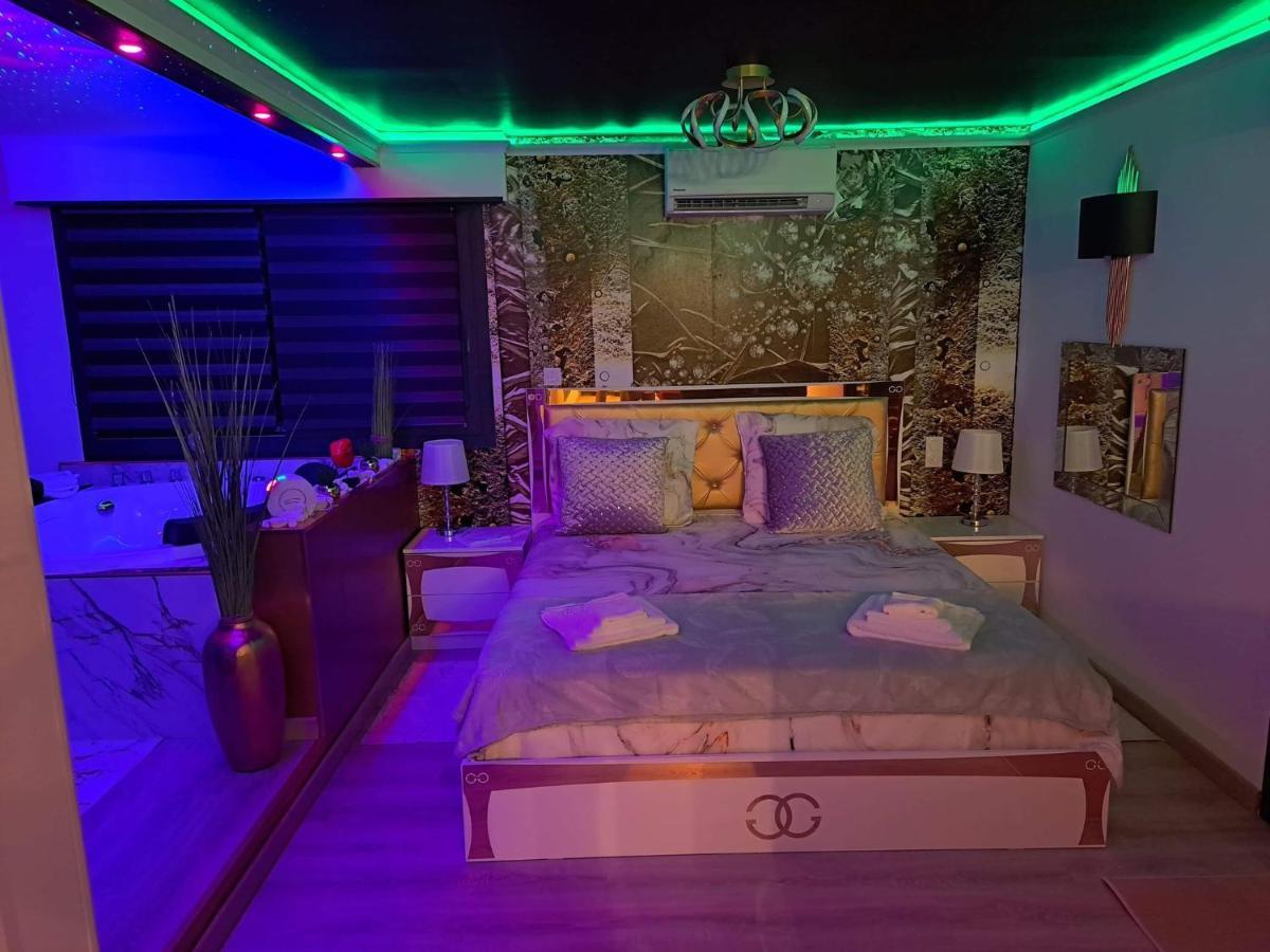 L'Aurore Suite De Charme, Clim Jacuzzi, Sauna, Piscine Chauffee Cuisine... Carpentras Kültér fotó